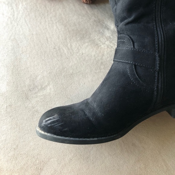 Black over the knee boots - Picture 5 of 9